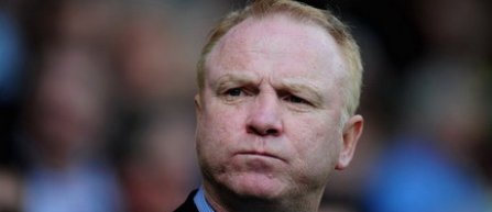 Aston Villa l-a demis pe antrenorul Alex McLeish