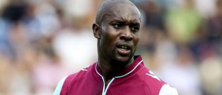 Atacantul Carlton Cole a parasit West Ham United